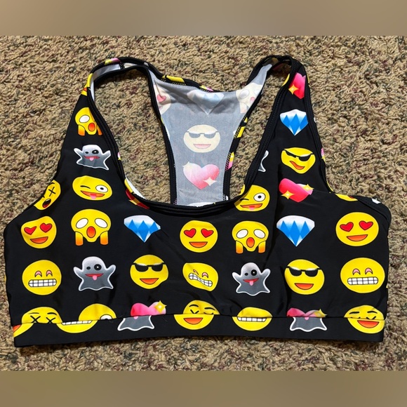 NWOT Plus Size Emoji Set - Picture 5 of 10
